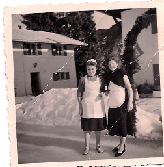 Ein Blick in die Kamera - Reintaler Hof 1954