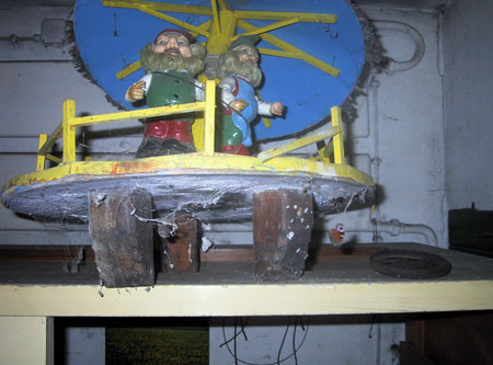 Und die Zwergerl haben sich auch in die Garage gerettet. Nur drehen tun sie sich grad nicht mehr.